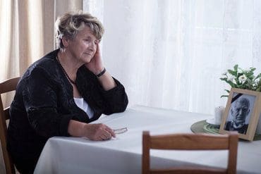 bereavement - woman needing counselling